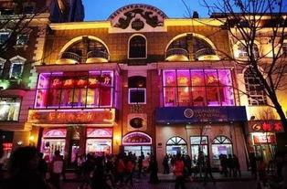 中央大街网红街,漫步网红街，感受哈尔滨风情与现代交融