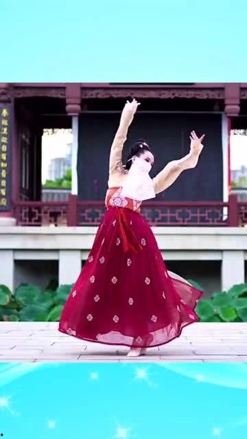 网红风格古典舞蹈,网红风古典舞，古韵新潮共舞动