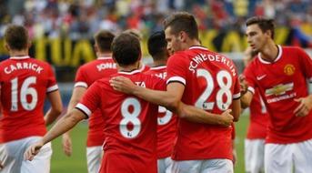 今日头条曼联足球号码,球星齐聚，战袍焕新！”